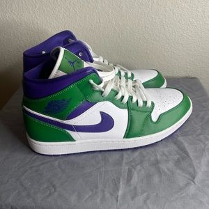 Jordan 1 MID SIZE 12 men